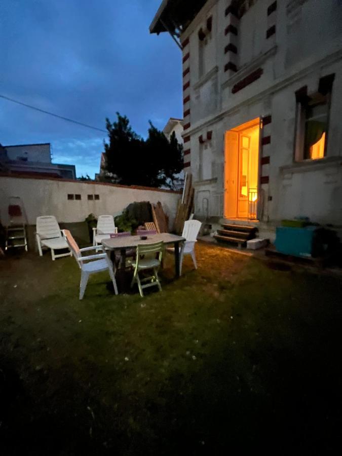 Chambre Sur La Falaise De Pontaillac ヴォー・シュル・メール エクステリア 写真